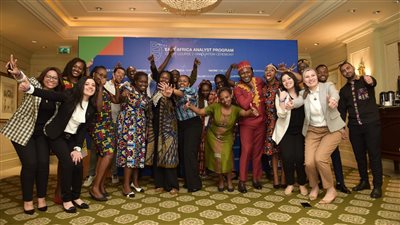 البنك التجاري الدولي يحتفل بتخرج دفعة جديدة من برنامجه 