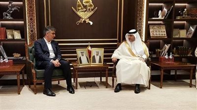 محافظا البنكين المركزيين في إيران وقطر يؤكدان ضرورة زيادة التعاون النقدي والمصرفي