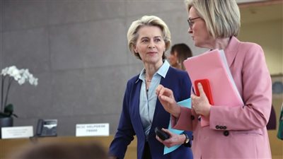 قادة الاتحاد الأوروبي يبحثون الطرق القانونية للاستفادة من الأصول الروسية المجمدة