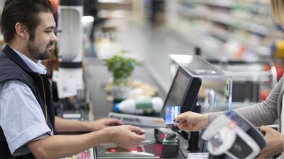 تباطؤ التضخم في سويسرا إلى أقل من مستهدف البنك المركزي البالغ 2% في يونيو