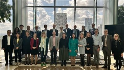 ممثلا عن الشرق الأوسط وشمال أفريقيا.. التجاري الدولي في مؤتمر دولي بإنجلترا