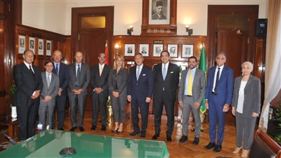 بنك مصر يوقع بروتوكول تعاون مع نكستا لإطلاق تطبيقها الجديد للدفع الالكتروني