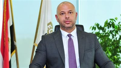 رئيس البورصة: فتح تحقيق فوري في التحركات غير الطبيعية على سهم شركة طاقة عربية