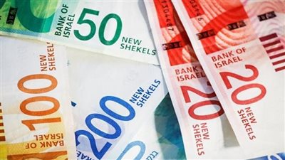 سعر اليورو أمام الجنيه المصري في تعاملات اليوم الأربعاء 12-7-2023