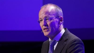 محافظ البنك المركزي الهولندي: اعتماد أوروبا على شركات التكنولوجيا الأمريكية يهدد الأمن الرقمي