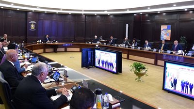 مجلس الوزراء يوافق على منح الرخصة الذهبية لـ5 مشروعات