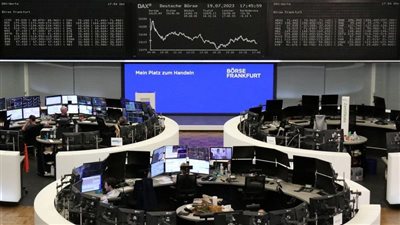 أسهم أوروبا تنهي الأسبوع مرتفعة وقطاع التكنولوجيا يسجل أكبر انخفاض أسبوعي في 2023