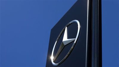 توقعات بتراجع ربحية مرسيدس بسبب تراجع السيارات الكهربائية والهبوط في الصين