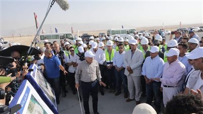 وزير النقل : محطة ميناء السخنة ستحقق عوائد مباشرة 5 مليارات دولار في 30 عاماً