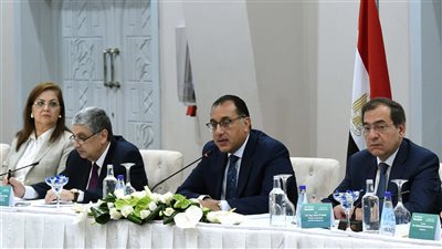 مدبولي: مصر تمتلك البنية التحتية اللازمة لإنتاج الهيدروجين الأخضر وتصديره إلى أوروبا