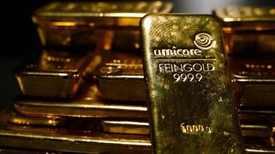 أسعار الذهب تسجل أدنى مستوى خلال شهر وسط تجدد مخاوف التضخم