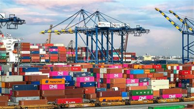 برنامج الأمم المتحدة الإنمائي: انكماش التجارة العالمية للسلع بنسبة 5% في 2023 والتوقعات إيجابية