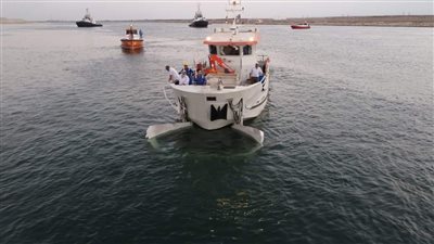 أسامة ربيع: نجاح انتشال القاطرة الغارقة