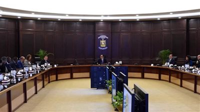 5 وزراء يؤكدون التنسيق مع البنك المركزي لتوفير النقد الأجنبي لـ” الأولويات ”