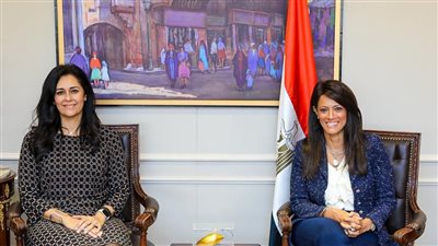 المشاط تبحث تعزيز التعاون وتمويل القطاع الخاص مع بنك جي بي مورجان