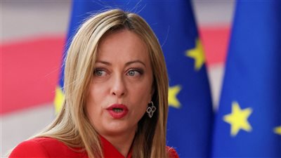 البنك المركزي الأوروبي ينتقد ضريبة ميلوني المفاجئة على البنوك.. ويحذر من انكماش القطاع