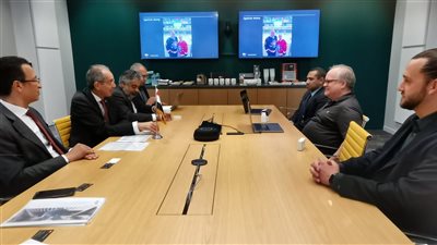 وزير الاتصالات يدعو الشركات التكنولوجية العالمية للاستثمار في مجالات صناعة الإلكترونيات بمصر