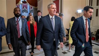 الكونجرس الأمريكي يسعى جاهدا لتجنب إغلاق الحكومة الوشيك