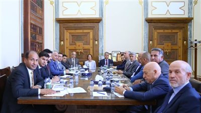 مصرف ليبيا المركزي يناقش الموازنة العامة مع النواب