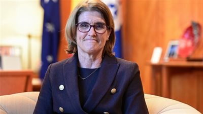 محافظ البنك المركزي الأسترالي: نرى مخاطر التضخم ولن نتردد بشأن أسعار الفائدة