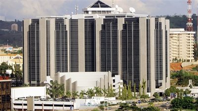 البنك المركزي النيجيري يسحب تعميم السياسة النقدية بسبب سوء التفسير