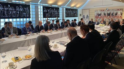 رئيس هيئة الاستثمار يكشف لرجال أعمال يابانيين محفزات الاستثمار بصناعة السيارات في مصر