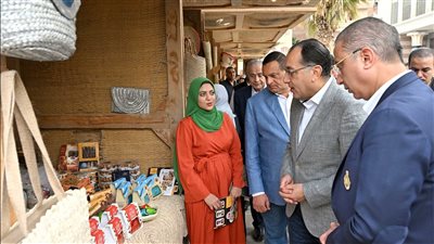 مدبولى: توجيهات من الرئيس بدعم المشروعات الصغيرة ومتوسطة الصغر بالمحافظات