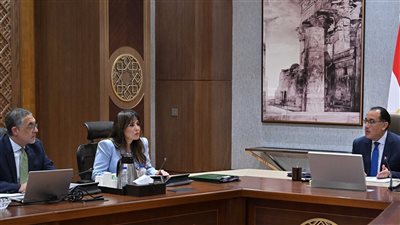 مدبولي يستعرض مع رئيس هيئة الاستثمار نتائج الجهود الترويجية لجذب الاستثمارات الأجنبية لمصر