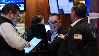 ارتفاع مؤشرات وول ستريت بعد مؤشر أسعار المنتجين الأقل من المتوقع