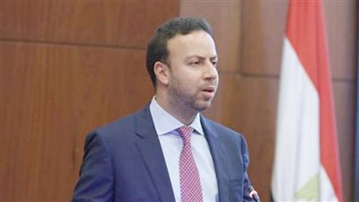 نائب محافظ البنك المركزي المصري: السوق السوداء للدولار انتهت.. وملتزمون بنظام سعر صرف مرن