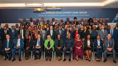 الدول الأعضاء في بنك التنمية الأفريقي يؤيدون إطارا تعاونيا لتحفيز التنمية الشاملة