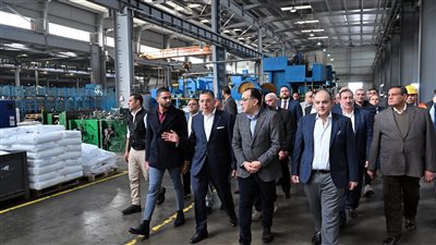 مدبولى يؤكد اهتمام الدولة بملف تعميق نسب المكون المحلي في مختلف مجالات التصنيع