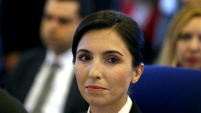 التضخم يجبر محافظ البنك المركزي التركي على الانتقال للعيش مع والديها