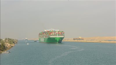 تراجع إيرادات قناة السويس لتسجل 931.2 مليون دولار بالربع الأول من العام المالي الحالي 2024-2025