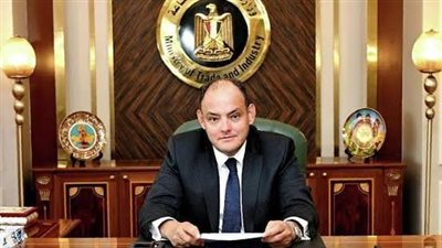 وزير التجارة يترأس الوفد المشارك باجتماع اللجنة العليا للشراكة الصناعية بالبحرين