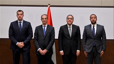 التوقيع على منح رخصة تشغيل خدمات الجيل الخامس للمحمول بين القومي لتنظيم الاتصالات والمصرية للاتصالات