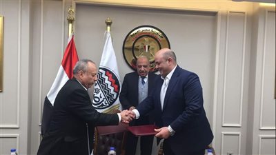 توقيع بروتوكول تعاون لإقامة مشروع تصنيع زراعي وإنتاج حيواني وألبان بالصالحية الجديدة