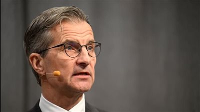 محافظ البنك المركزي السويدي يحذر من عودة التضخم للارتفاع مرة أخرى