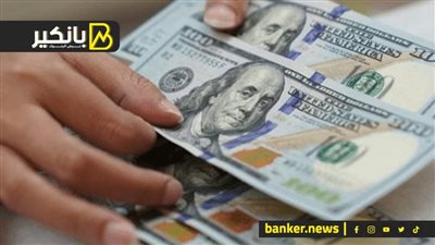 السيولة قلت والضربات الأمنية حققت المطلوب.. إيه اللى بيحصل فى السوق السوداء للدولار