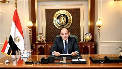 وزير الصناعة: حريصون على تقديم كافة أشكال الدعم لتعزيز نفاذ الصادرات إلى الأسواق الخارجية