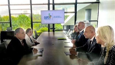 ضربة للدولار..مصر وروسيا تناقشان التعامل بالعملة المحلية