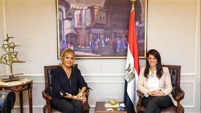 وزيرة التعاون الدولي تلتقي رئيسة الكونفدرالية العامة للمؤسسات الجزائرية لمناقشة فرص التعاون المشترك