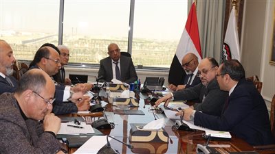 وزير قطاع الأعمال: توسيع قاعدة الاستفادة من خدمات التأمين الصحي والاجتماعي