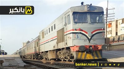 لو قعدت كرسي محجوز أو نمت على الرف هتدفع 5 آلاف جنيه.. قبل ماتركب القطر شوف الفيديو ده