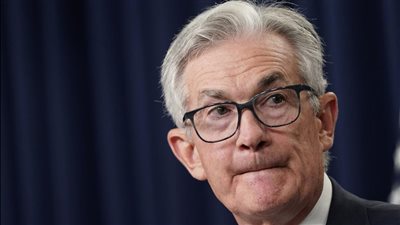 رئيس بنك الاحتياطي الفيدرالي الأمريكي يستبعد احتمال خفض أسعار الفائدة 50 نقطة أساس