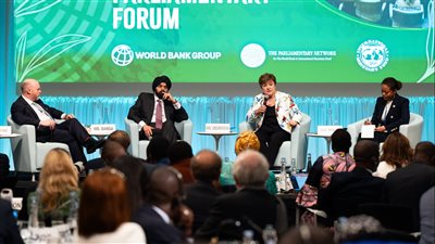 مديرة صندوق النقد ورئيس البنك الدولي يشاركان في المنتدى البرلماني العالمي