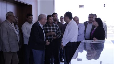 مدبولى يتفقد القرية التراثية ومضمار الهجن ومركز الرصد الأمني الموحد بشرم الشيخ