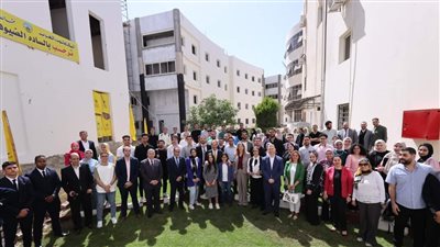 وزير الاتصالات يؤكد أن بناء الإنسان هو الطريق الأمثل للتنمية