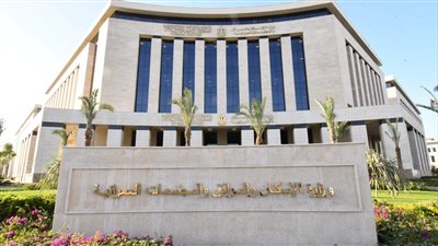 الإسكان: جار إجراء التجارب النهائية لتشغيل محطة الرميلة 4 شرق مطروح لتحلية مياه البحر بطاقة