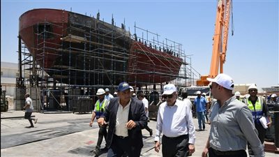 أسامة ربيع: نسعى لتوطين الصناعات البحرية والصناعات الثقيلة وإعادة الريادة للترسانات الوطنية